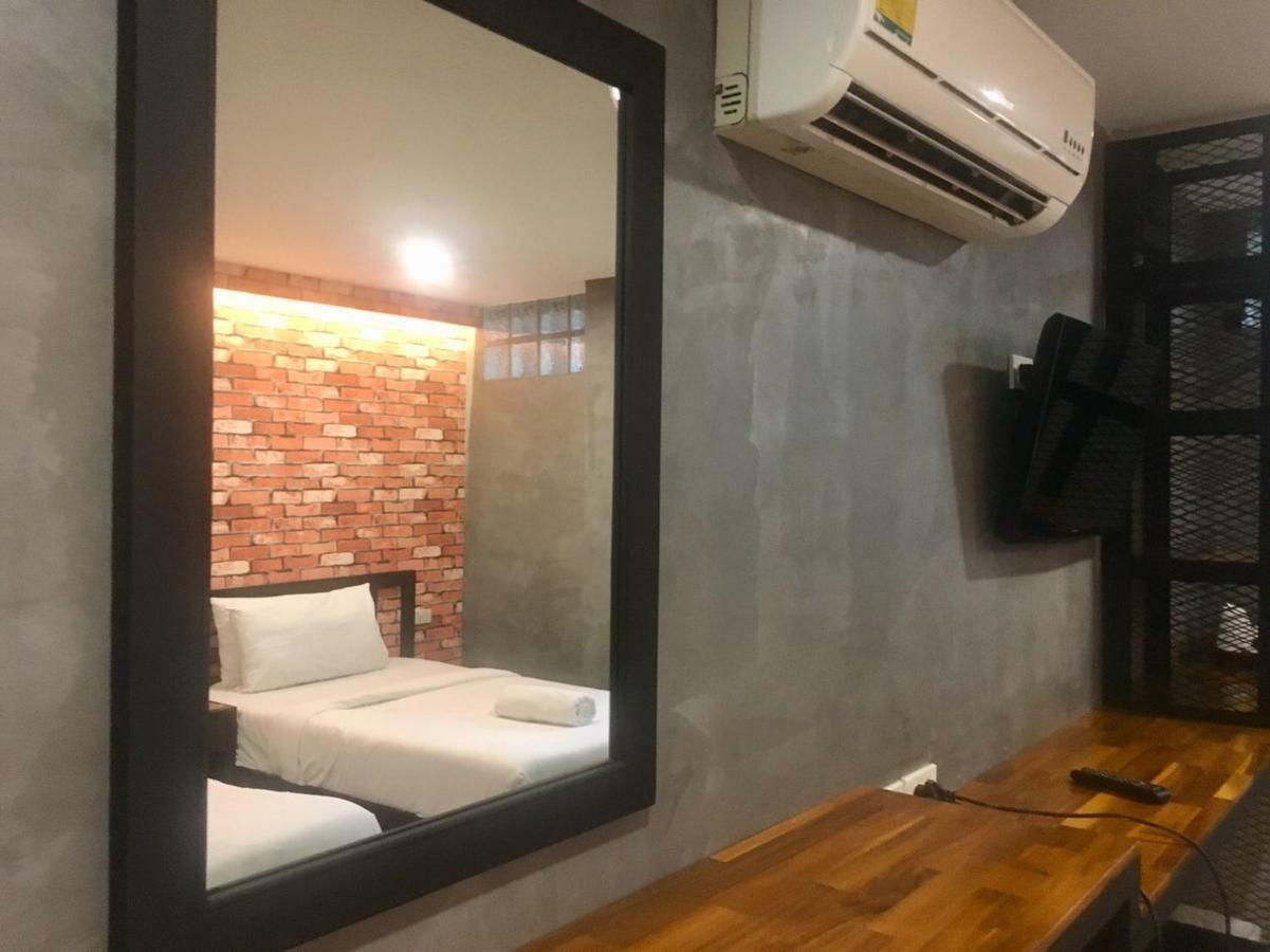 Ton Aor Place Hotel Bangkok Exterior foto