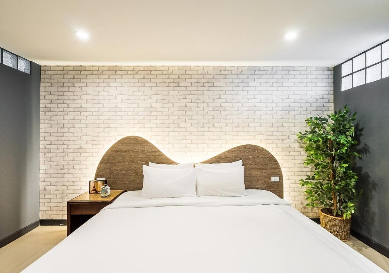 Ton Aor Place Hotel Bangkok Exterior foto